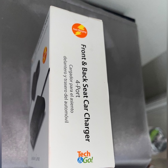 New | Tech and Go
9.6 Amp 4-Port Front and Back Seat Charger - Picture 12 of 12